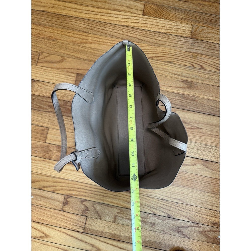 Burberry Haymarket Reversible Tote Bag Nova Check and Neutral Tan Leather - Picture 15 of 16